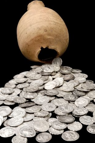  Empúries exposarà el ''tresor'' de 200 denaris de plata localitzat l'any passat a la ciutat romana 