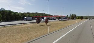 Roben més de 7.000 perfums i desodorants d'un camió a l'AP-7