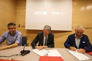 L'ERAM millorarà l'equipament tècnic i la formació dels alumnes de fotografia