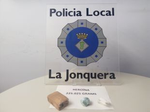 Dos detinguts per dur 225 grams d'heroïna a la Jonquera