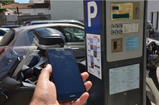 L'Escala ja permet pagar la zona blava amb el mòbil