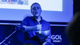 El rosinc Edgar Tarrés fa meditar l’auditori d’Espai Armengol