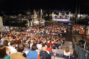 El cant mariner torna a Calella de Palafrugell davant milers de persones