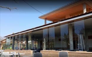 Quatre encaputxats entren a robar en un restaurant de Bescanó i lliguen els propietaris a dins