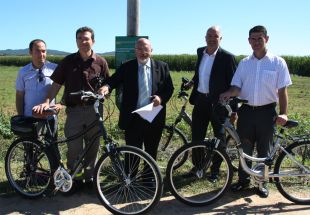 Les rutes de les vies verdes de Girona arriben al mòbil per guiar i informar a l'usuari