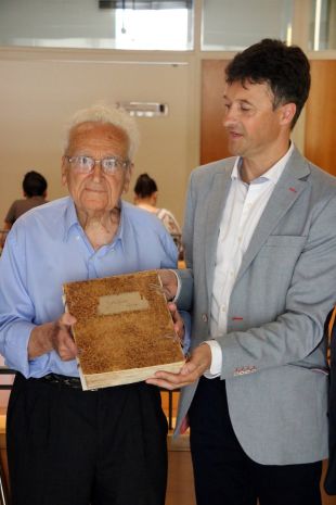 L'Escala preservarà el fons de l'escriptora Víctor Català