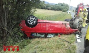 Dos ferits, un d'ells greu, en la sortida de via d'un cotxe a l'N-154, prop de Puigcerdà