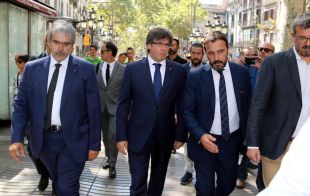 Diaris espanyols manipulen una entrevista a Puigdemont sobre l'atemptat i el Procés