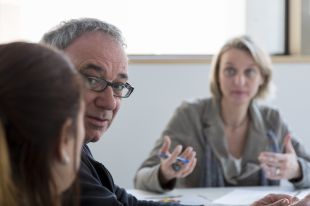 Girona acull un nou grup terapèutic per a cuidadors de persones amb Alzheimer