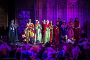 L'espectacle 'Malgaulí i un sopar popular inauguren el 27è Terra de Trobadors
