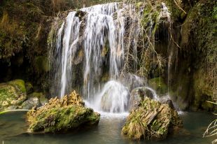 Objectiu: controlar la creixent afluència de turistes als gorgs gironins