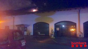 Un incendi al restaurant Viena de Salt obliga a desallotjar 50 persones