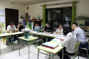 Mieres celebra el ple d'aquest mes a l'escola del poble per evitar que es precinti