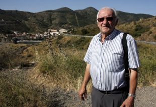 Va rebre pressions l'alcalde del PDeCAT a Portbou per impedir el referèndum?