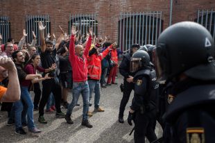 Policies Nacionals investigats per l'1-O diuen que ''sí'' van mediar abans de carregar 
