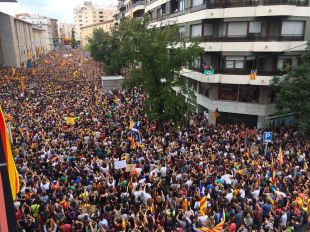 30.000 concentrats a Girona en protesta per l'actuació repressiva espanyola