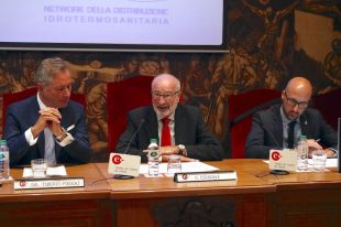 Uns mil congressistes del sector hidrotermal italià celebren un congrés a Lloret
