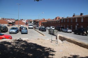 Vuit de cada deu alumnes de primària del barri gitano de Figueres falten a classe