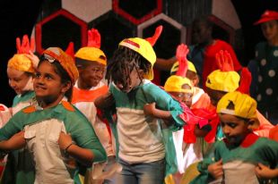 Temporada Alta porta a escena 'Mai més set, mai més gana', de l'Escola La Farga de Salt