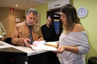 2.119 signatures per demanar que s'aturi el projecte del macrocàmping de Garriguella