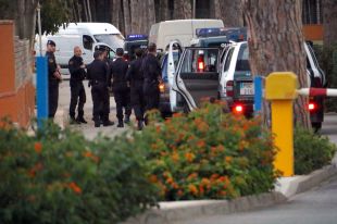 Agents de la Guàrdia Civil desplegats a Catalunya s'allotgen al càmping de les maniobres militars de l'Escala