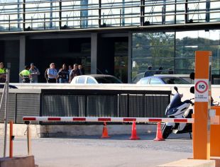 La Guàrdia Civil marxa del complex central dels Mossos a Girona