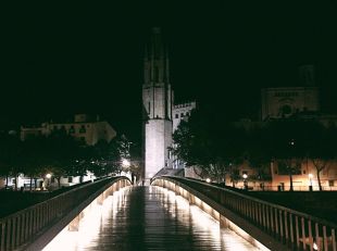 Girona apagarà demà la llum a la Catedral, la Basílica i l'Ajuntament durant ''l'Hora del Planeta''