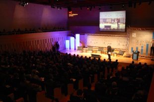 Els reptes dels directius davant els canvis tecnològics i el compromís social a les empreses, a debat