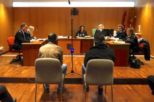 3 anys i mig de presó pels dos lladres que van intentar atracar un banc a Girona