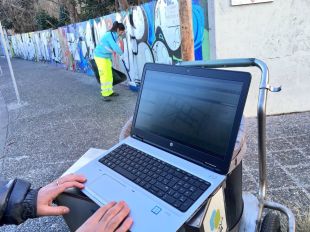 Principi d'acord per replantejar el sistema GPS dels treballadors del servei de neteja a Girona