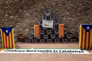 Posen a la venda 300 urnes de l'1-O a la Catalunya Nord i s'esgoten en pocs dies