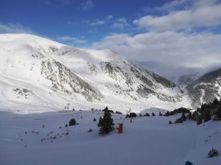 El PSC denuncia el tancament ''precipitat'' de Vallter 2000