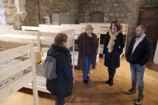 Girona ofereix dotze llits a persones sense sostre per dormir durant els mesos de fred