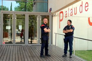 Uns aldarulls a Girona deixen en escac als Mossos per falta d'efectius