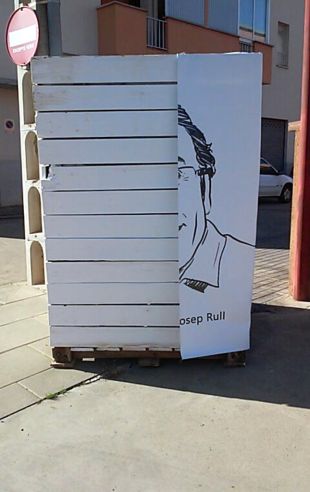 Trenquen dues escultures dedicades a Rull i Cuixart a Bàscara
