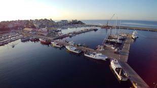 Denúncia viral d’un usuari per una suposada discriminació lingüística a Palamós