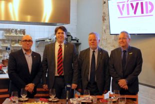 El cinquè Vívid proposa teatre entre vinyes, tastos en globus i amb personatges ''populars''