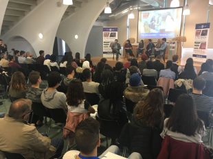 Un centenar d'assistents al segon Fòrum d'Estudiants Universitaris a Salt