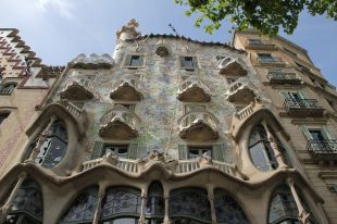 Gaudí i la llegenda de Sant Jordi