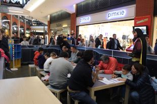 200 persones van participar del concurs de dibuixos a l'Espai Gironès