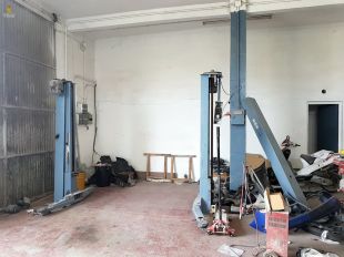 Denunciats durant l'últim mes sis tallers il·legals a l'Alt Empordà