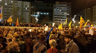 9.000 persones es concentren a Girona contra els empresonaments de Llarena