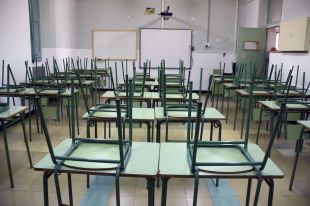 Ensenyament contracta alumnes amb el màster a mitges per fer de professors a Girona