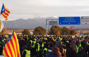 Els CDR fan una marxa lenta a l'AP-7 a Vilademuls en sentit sud