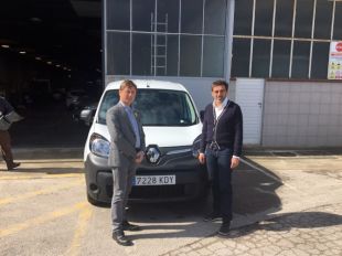 El Consell Comarcal de la Selva incorpora un vehicle elèctric en fase de proves