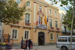 L'Ajuntament de Blanes tornarà a penjar la pancarta reclamant llibertat pels presos polítics