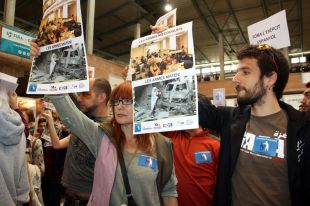 La CUP critica que Girona centrés la prohibició dels militars a l'Expojoven en l'uniforme i no la violència