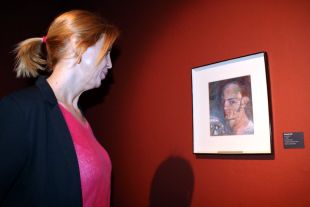 Una exposició mostra la relació de Dalí amb la família a través de cartes, fotografies i dibuixos