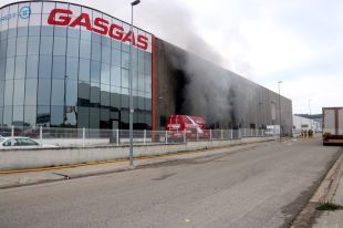 Incendi a la fàbrica de motocicletes Gas Gas a Salt