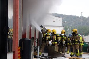 L'incendi a la fàbrica de Gas Gas ha afectat un 5% de la planta i es podrà seguir produint